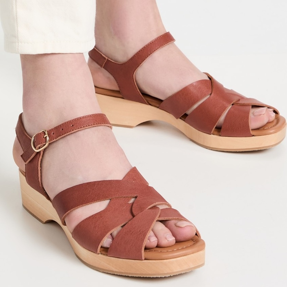 Naguisa Caliza Sandals Brown sz. 39 - brand new!
